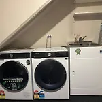 3 Bdr 2Bathroom--Akl Cbd